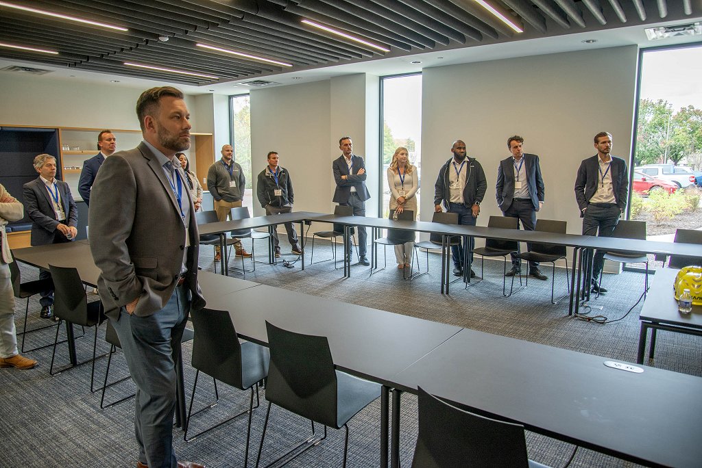 Photo_06_STADLER US New Premises Inauguration and Rundtour Groups