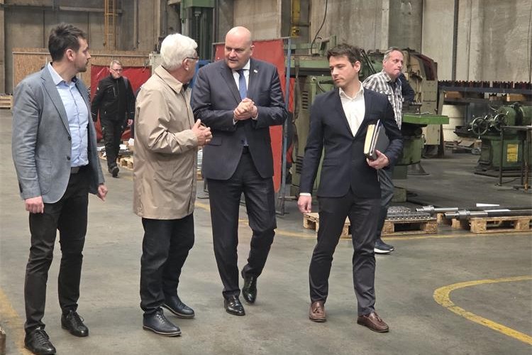 3. Ministar i ZM-VIKOM, foto web MINGO